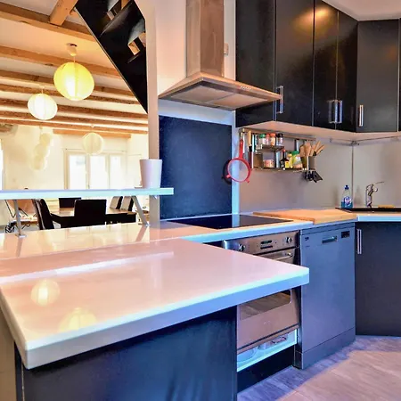 Holiday home Stunning In Laudun-lardoise With Wifi *